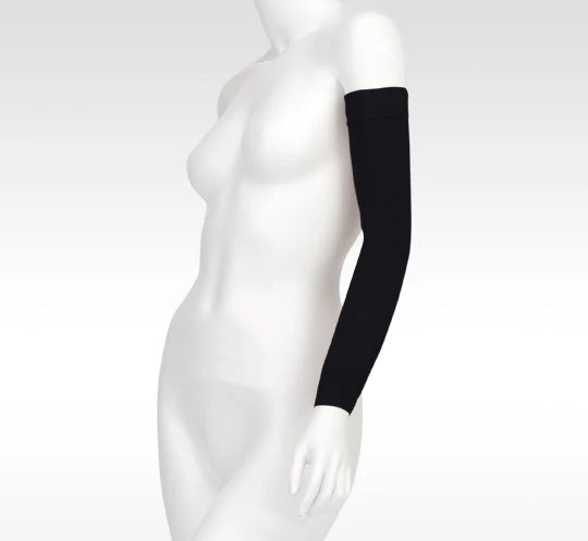 Juzo Soft 20-30 mmHg Armsleeve With Silicone Top Band - Image 5