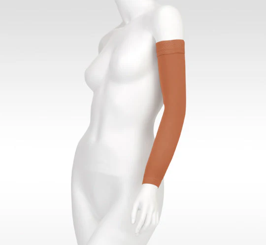 Juzo Soft 20-30 mmHg Armsleeve With Silicone Top Band - Image 8