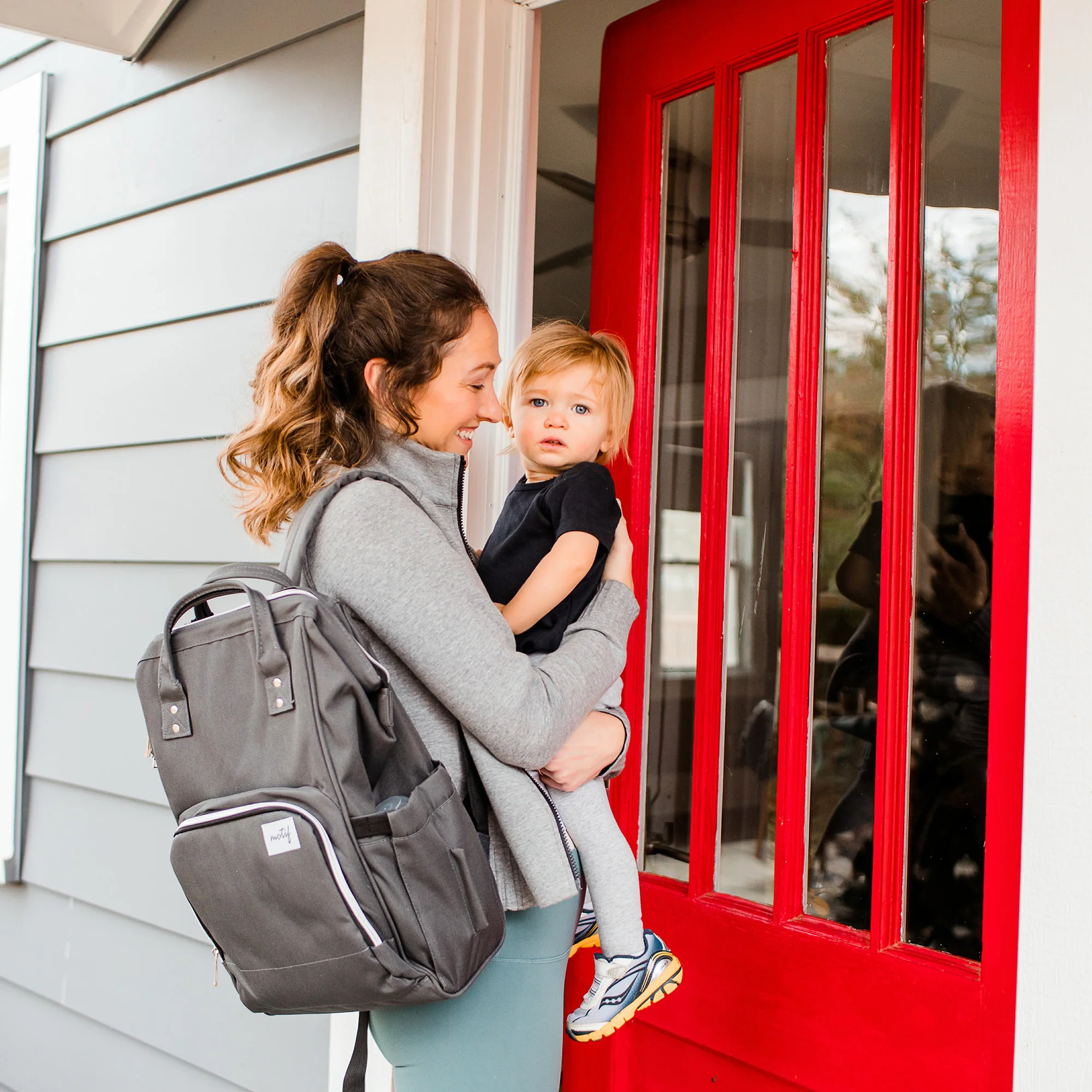Motif Medical Breast Pump Backpack - Image 8