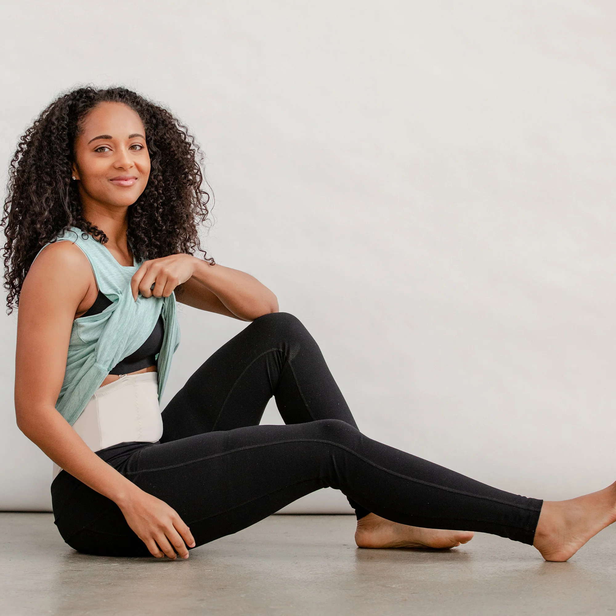 Motif Medical Postpartum Recovery Garment for Natural Birth - Image 3