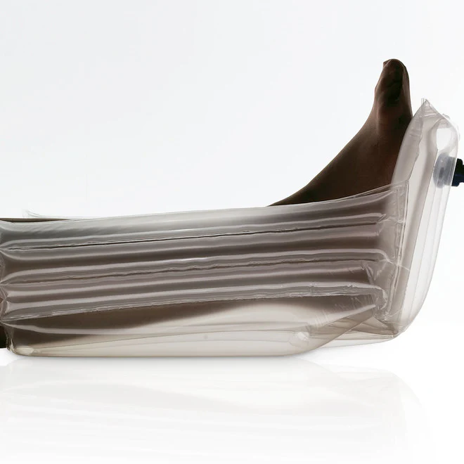 Repose Inflatable Foot Protectors and Pump - Image 4